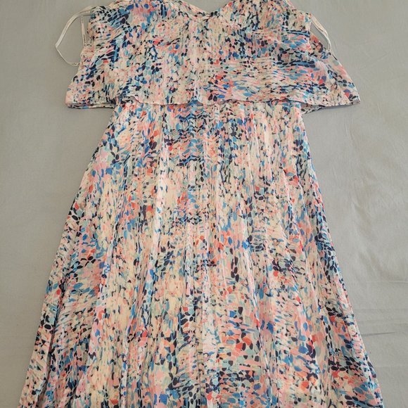 Flowy Guess Midi Dress - Picture 5 of 5